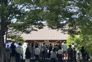 神楽が流れていた
